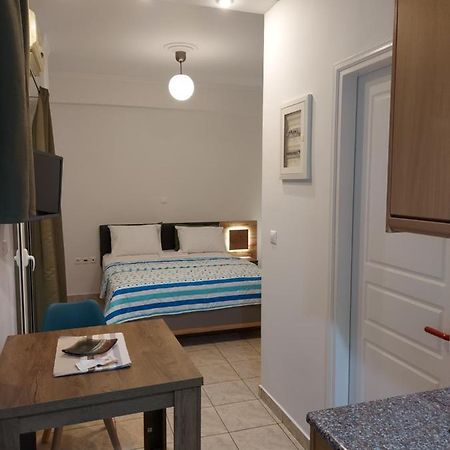 Adler 2 Cozy 2 Persons Apartment Downtown Piräus Exterior foto